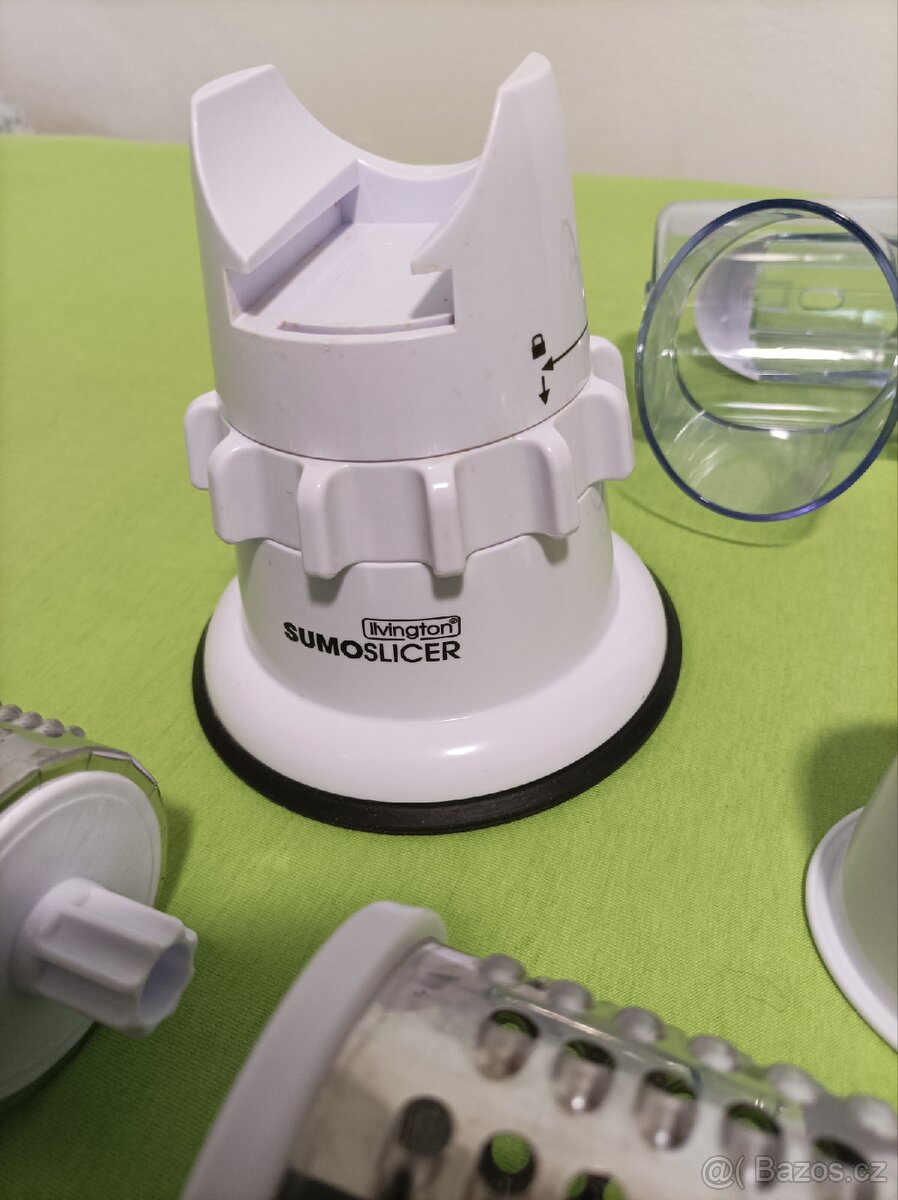 Rotační struhadlo 3v1, 2 sady
- 5