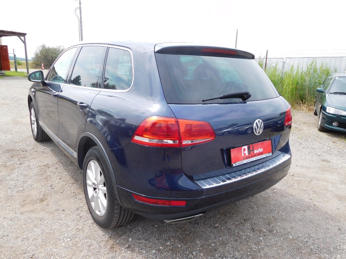 Volkswagen Touareg 3.0 TDi Confort, 176 kW, Automat, 4X4 - 5