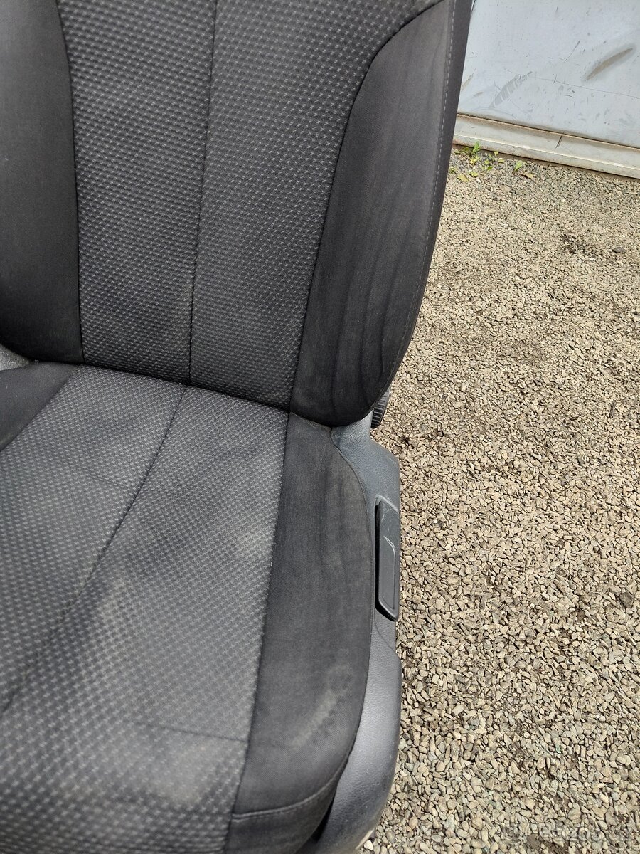 Sada sedaček Passat B6 - combi - 5