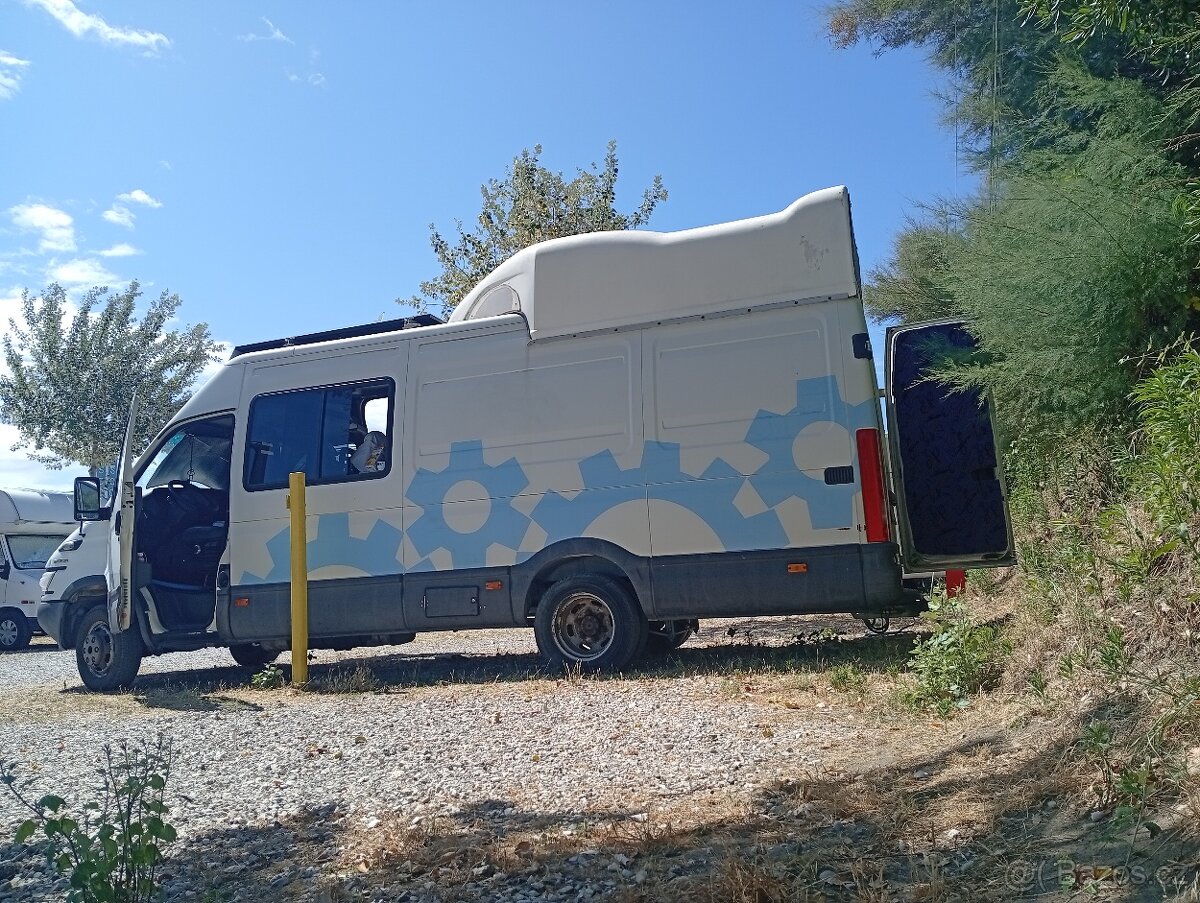 Iveco Daily 3.0 Obitova dodavka - 5