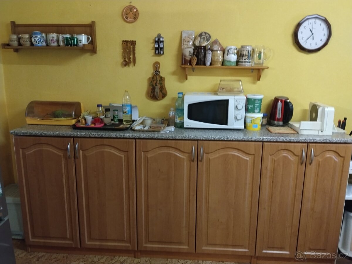 Skříně a spotřebiče - 5