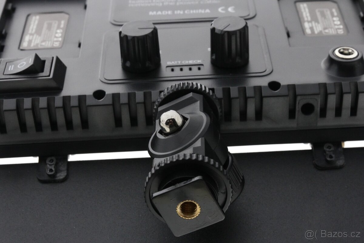 LED RGB světlo LED600 – Výkonné 40W + stativ - 5