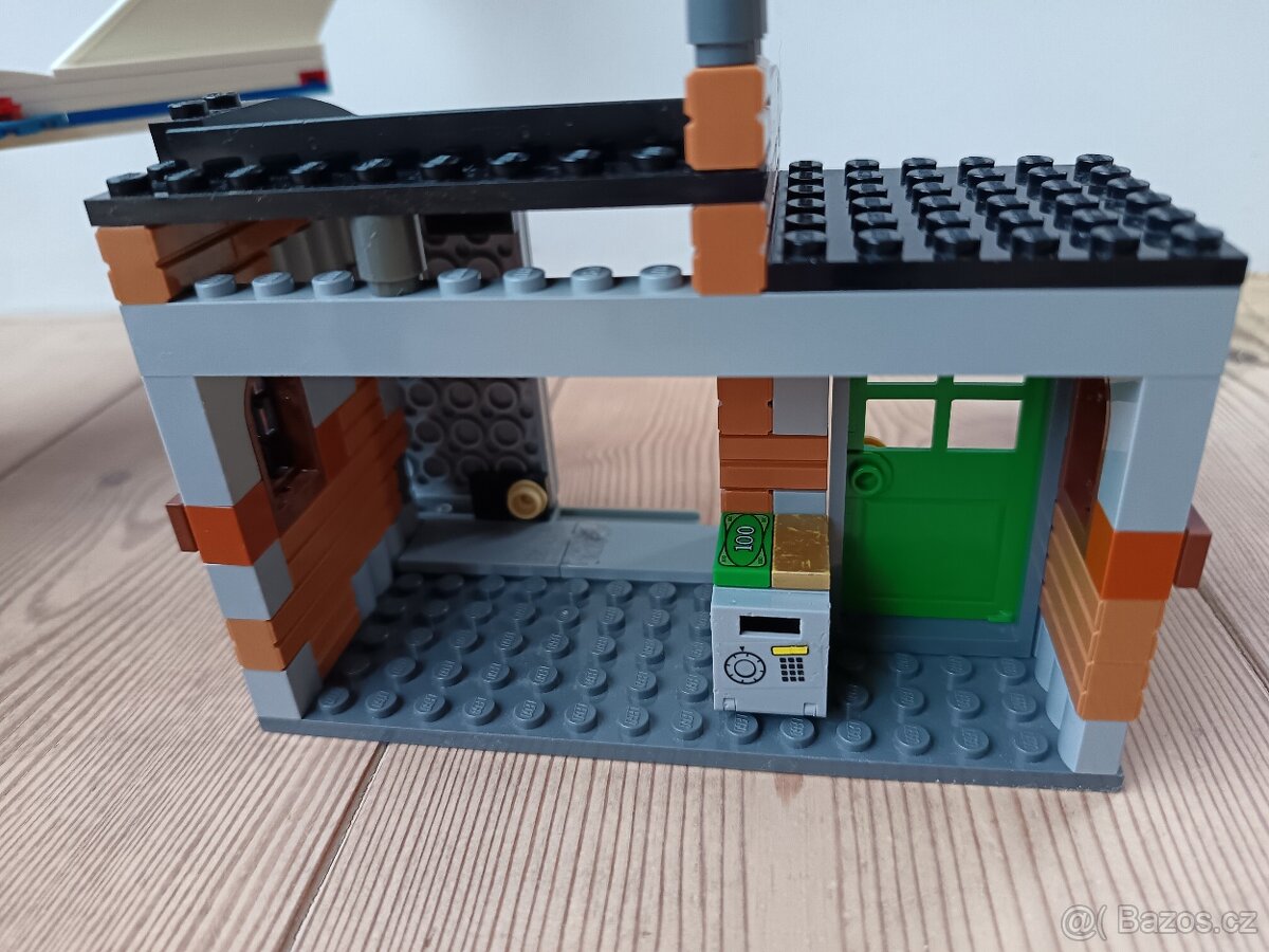 Lego City Vrtulníková hlídka 60046 rok 2014 - 5