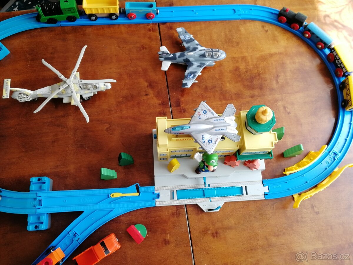 Letiště, vláčkodráha - 5