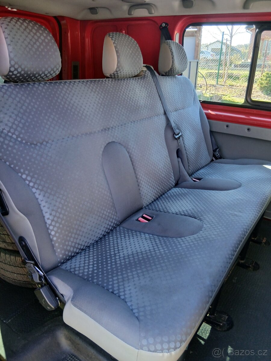 Renault Trafic Passenger 2.0 dCi 115 - 5