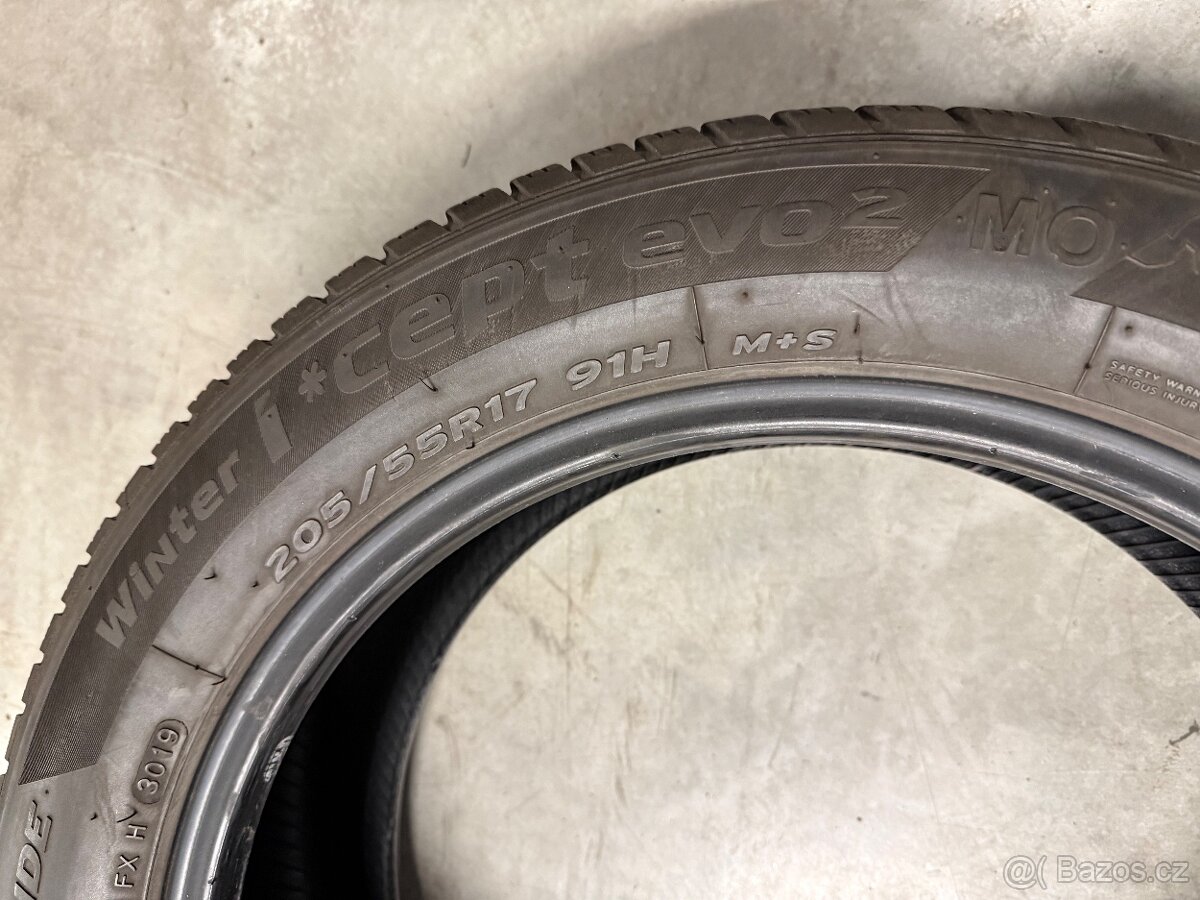 prodám zimní 205/55/16 Semperit - 5