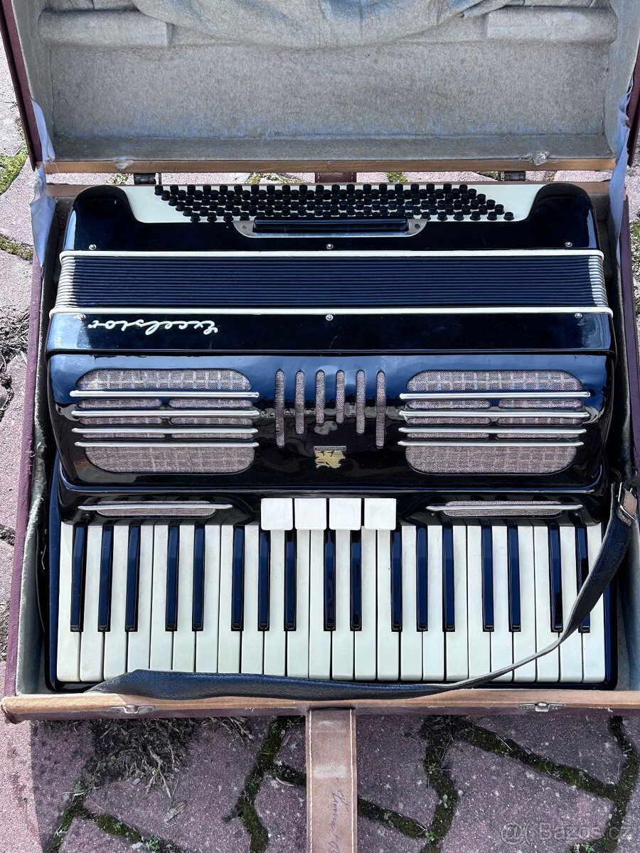 Harmonika velice pěkná zvučná - 5