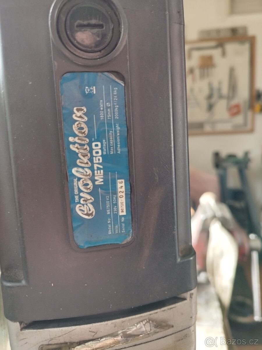 Magnetická vrtačka Evolution ME7500 + vrtáky a stojan - 5