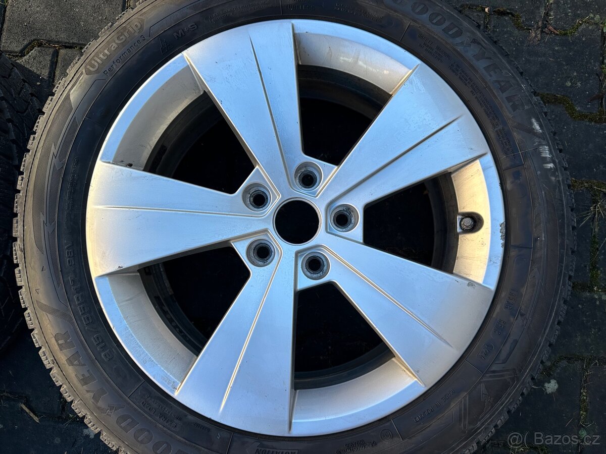 ŠKODA ORIGINÁL ALU - 215/55 R17 - 5