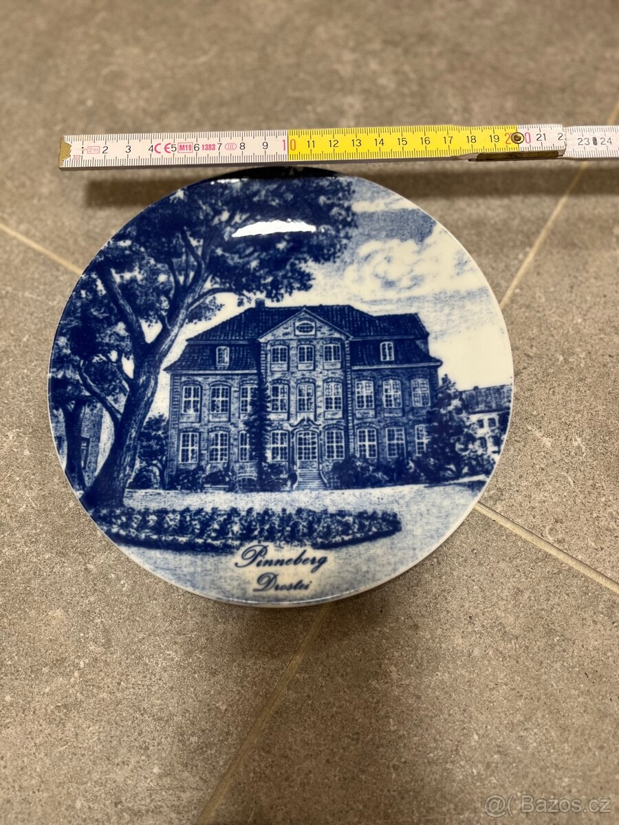 kobalt porcelanovy talir , Konvice Bavaria, bousena misa - 5