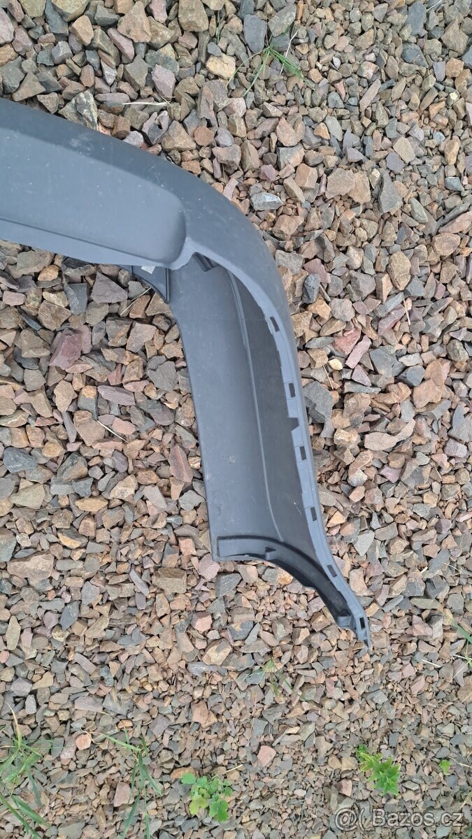 Prodam zadni nárazník na VW Caddy r.v. 2011 - 5