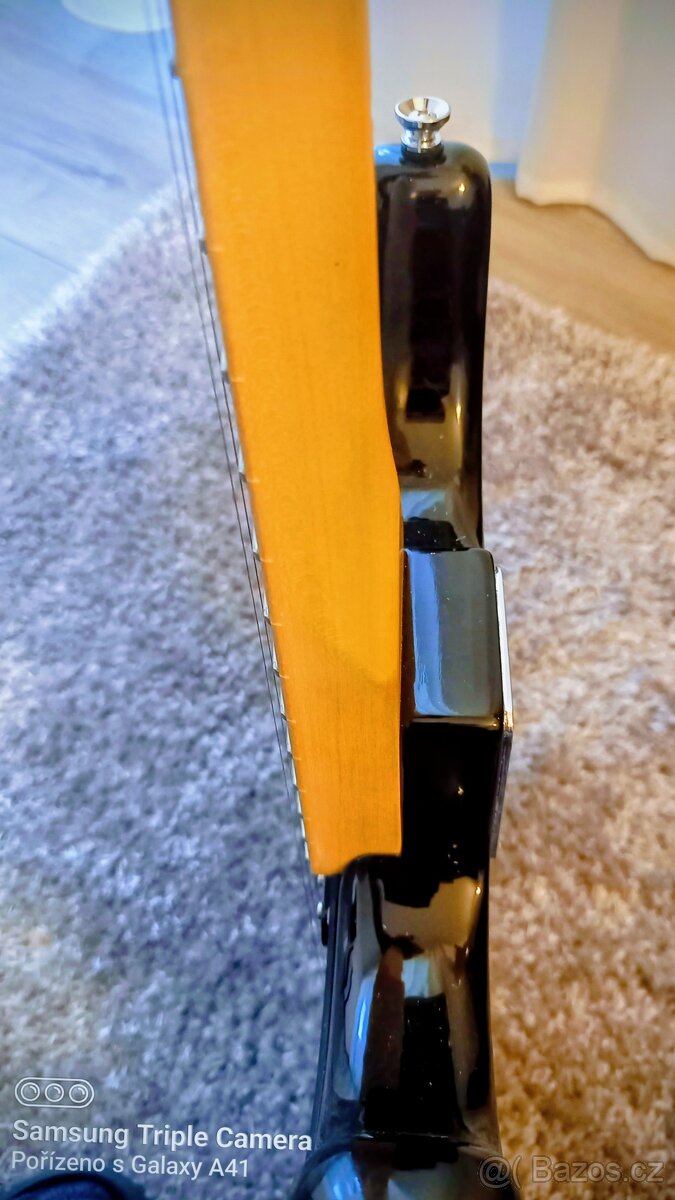 Fender Squier Stratocaster - 5