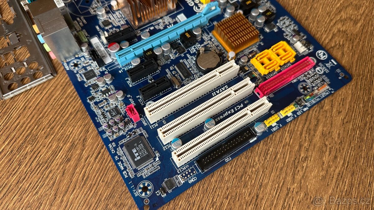 Intel Pentium E5400 2.70GHz / Gigabyte GA-P31-DS3L / LGA775 - 5