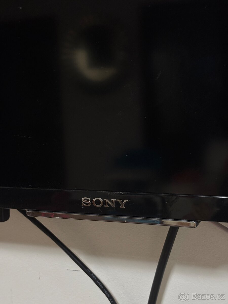 32" Sony Bravia KDL-32W705C- LCD Tv - 5