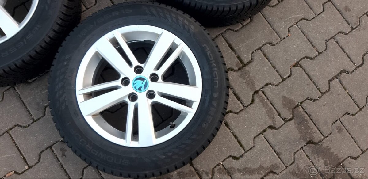 Škoda Fabia 185/65/15 nové zimní pneu - 5