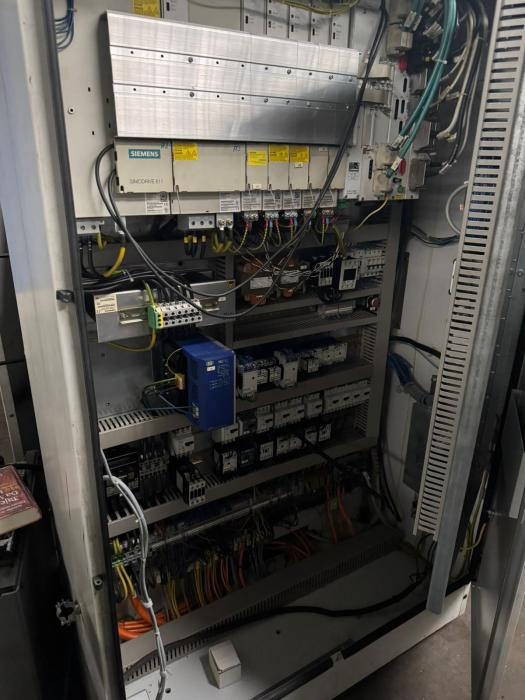 Obráběcí centra - pětiosá C 600 U - 5