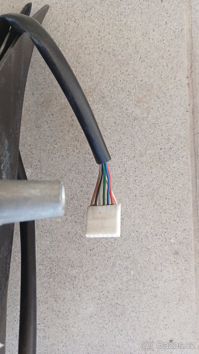 Zpětné zrcátko - 5