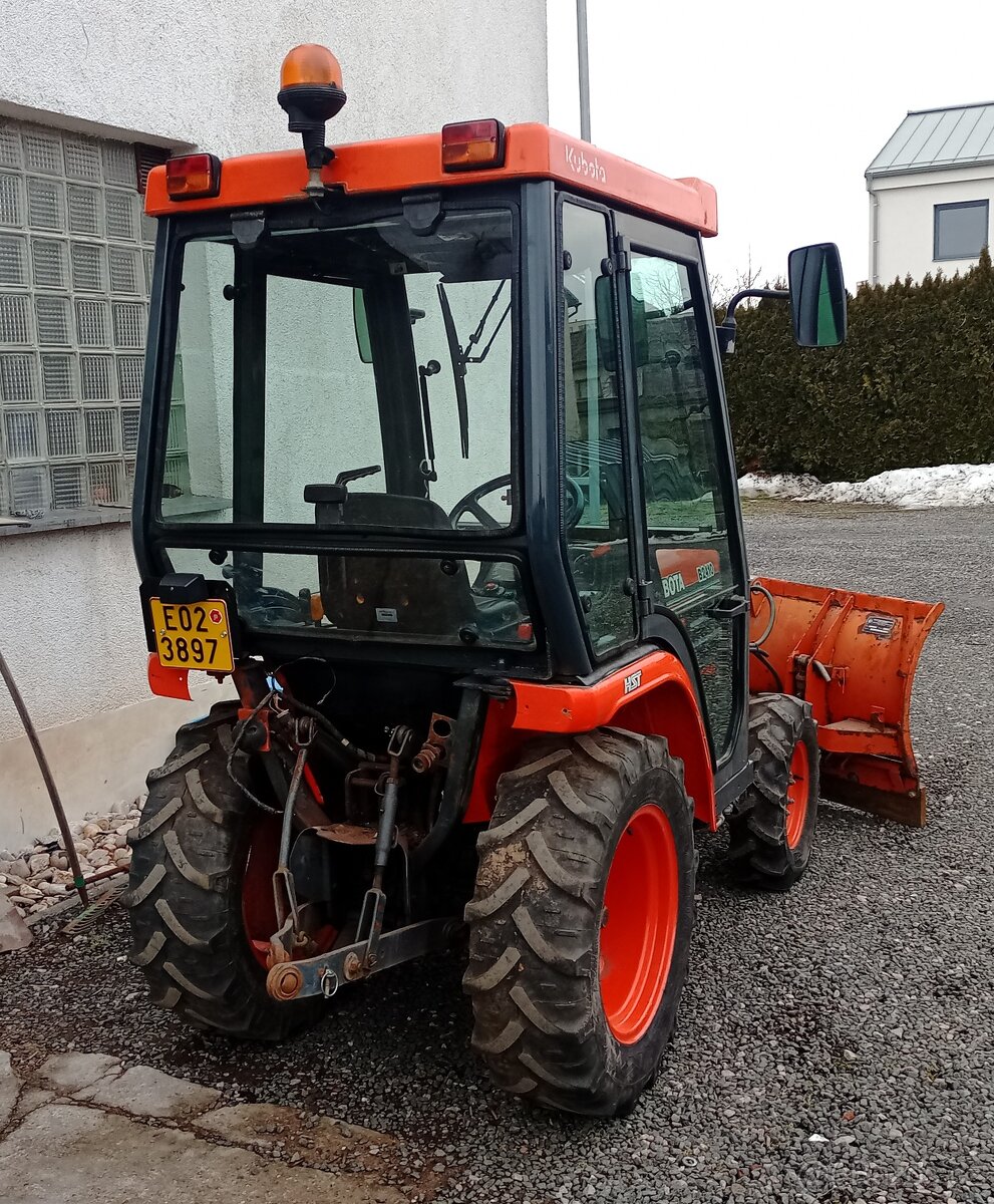Kubota B2410 - 5