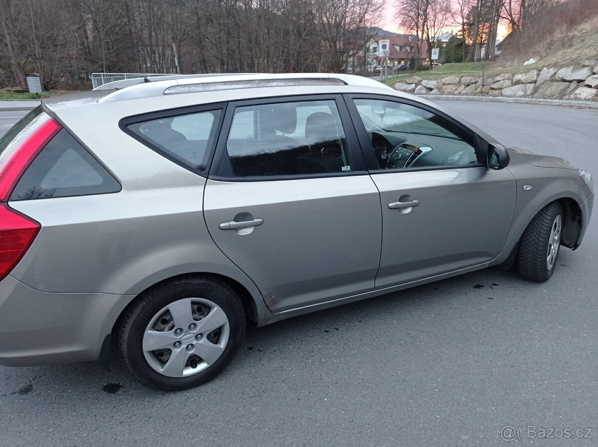 Ceed - Kia Cee´d, 1.6 CRDi - 5