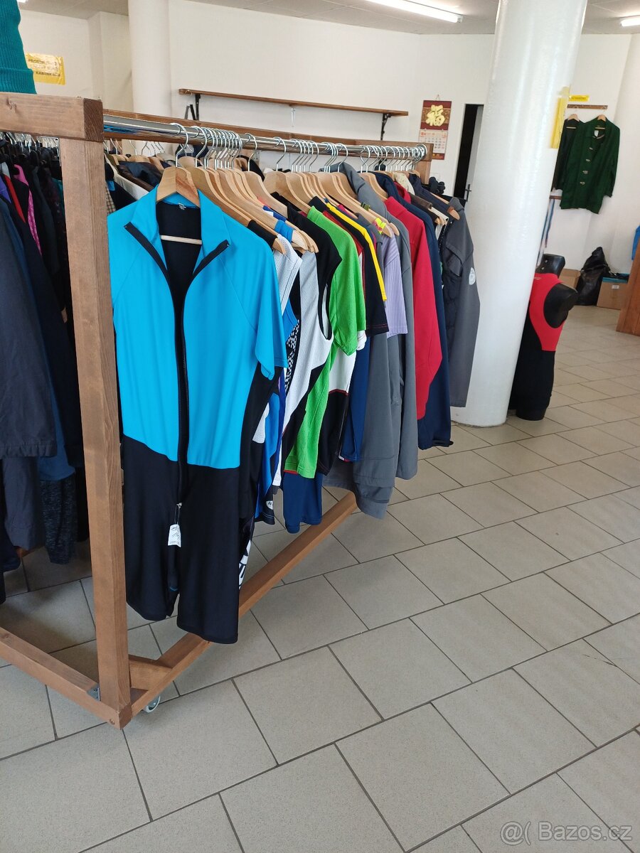 Oblečení secondhand - 5
