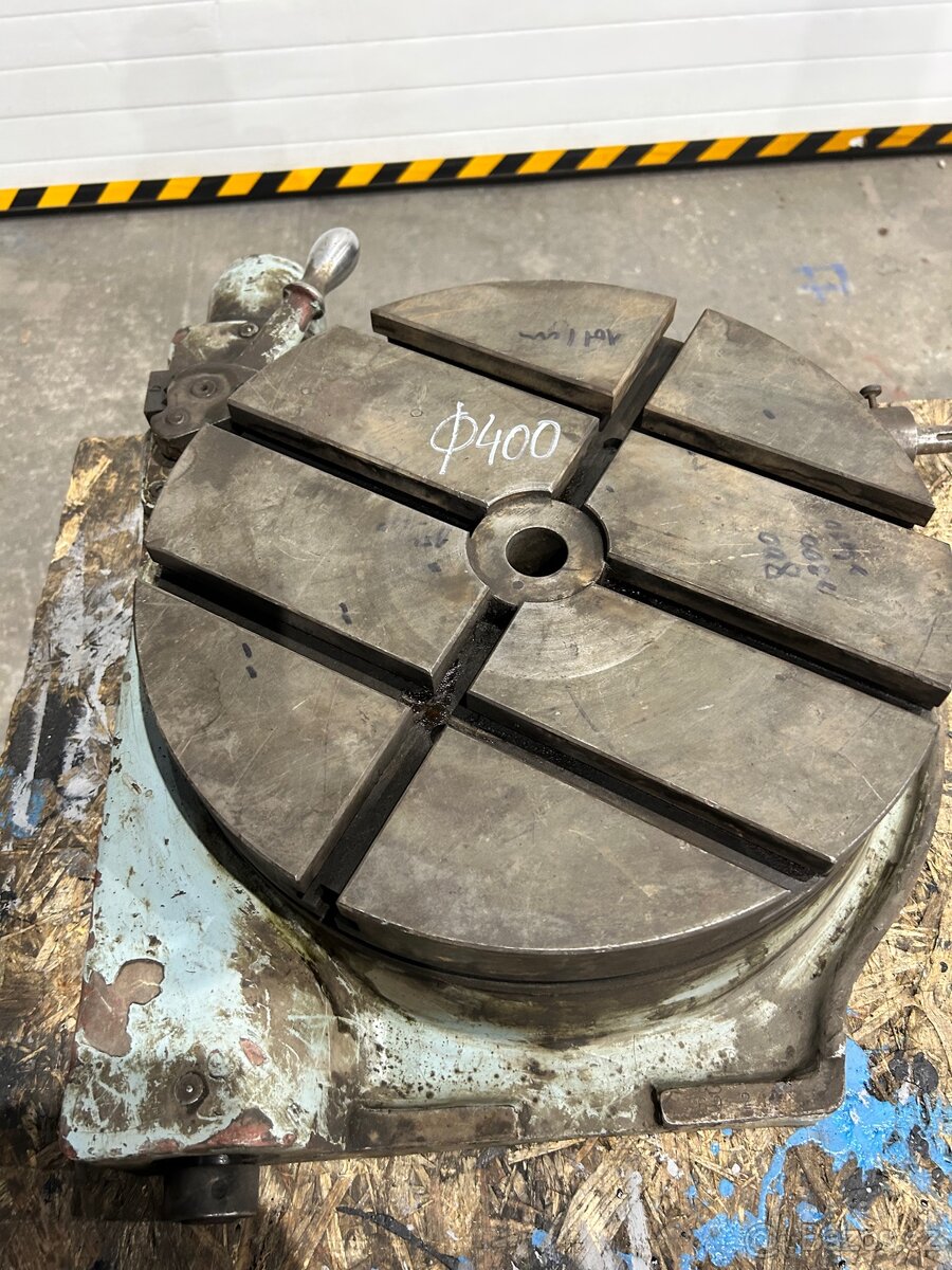 Delicka , otocny stul 400 mm - 5