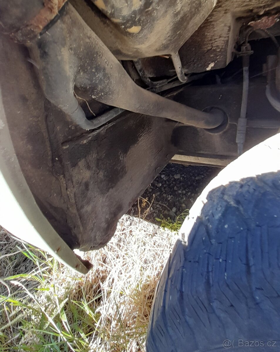 Prodám VW T3 hochdach ex voják - 5