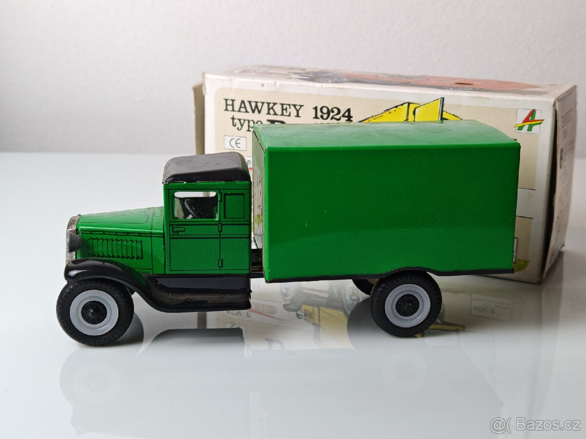 Staré plechové autíčko - 5