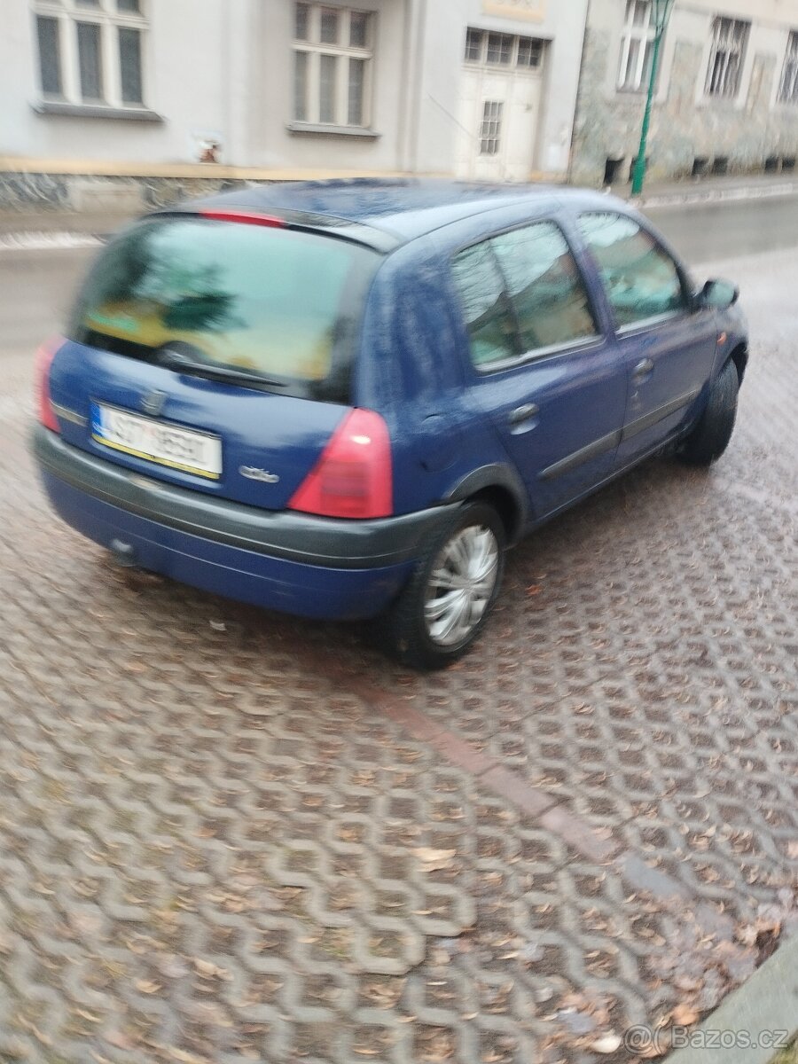 Prodám Renault Clio 1,2 benzín - 5