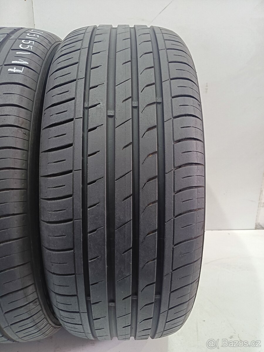 Letní pneu 215/55/17 Nexen - 5