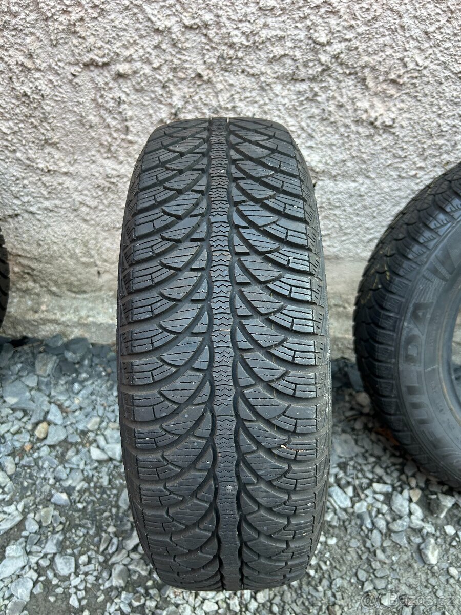 Prodám gumy 185/65/14 - 5