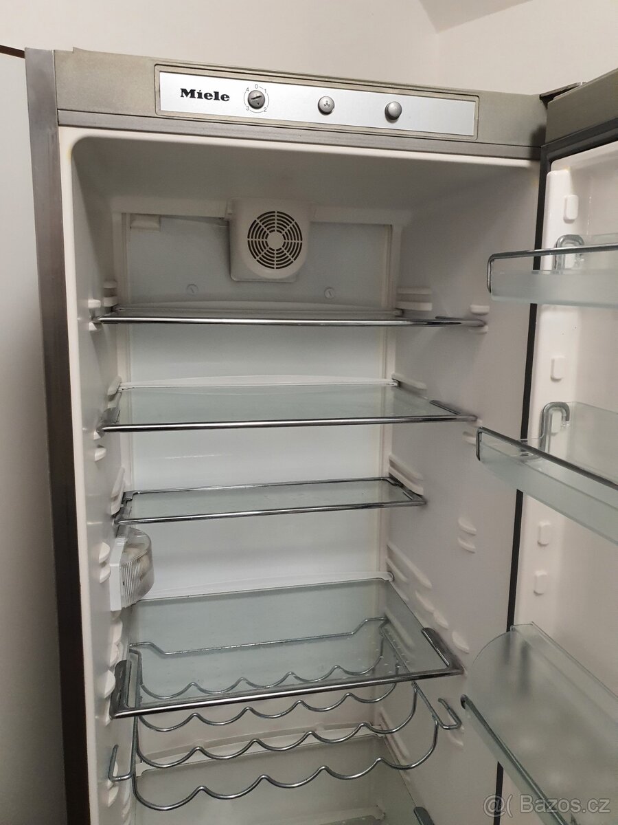 MIELE monoklimatická lednice NEREZ 413 litrů DOVOZ - 5