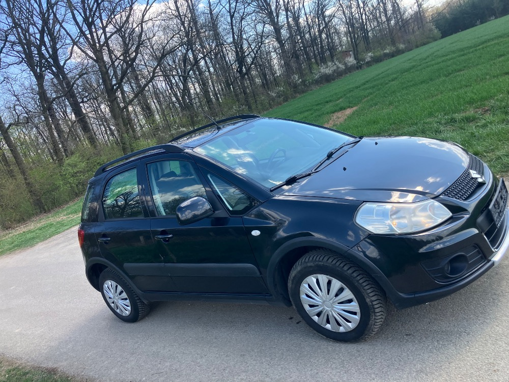 Suzuki SX 4WD - 5