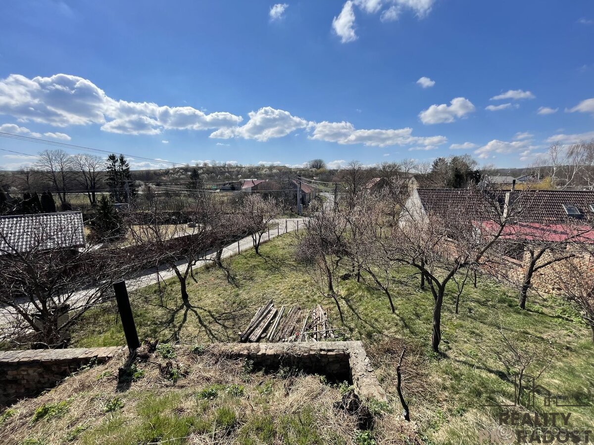 Prodej vinného sklepa s pozemkem (663 m2) ve Valticích-čás - 5