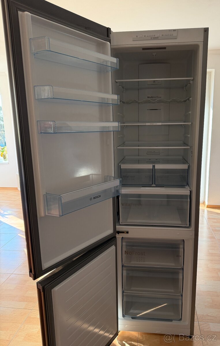 Chladnička s mrazničkou Bosch KGN39VL45 Inoxlook - 5