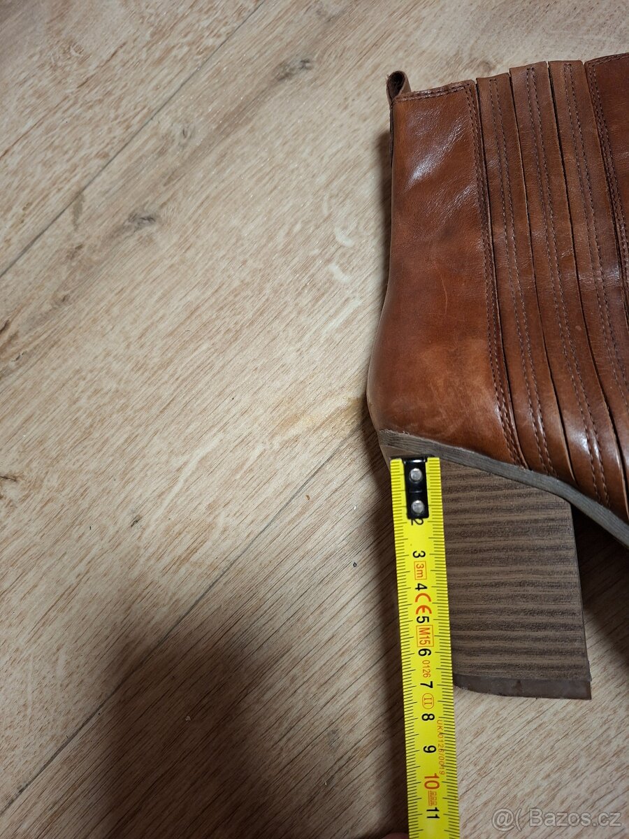 Damske kotnikove boty 39 - 5
