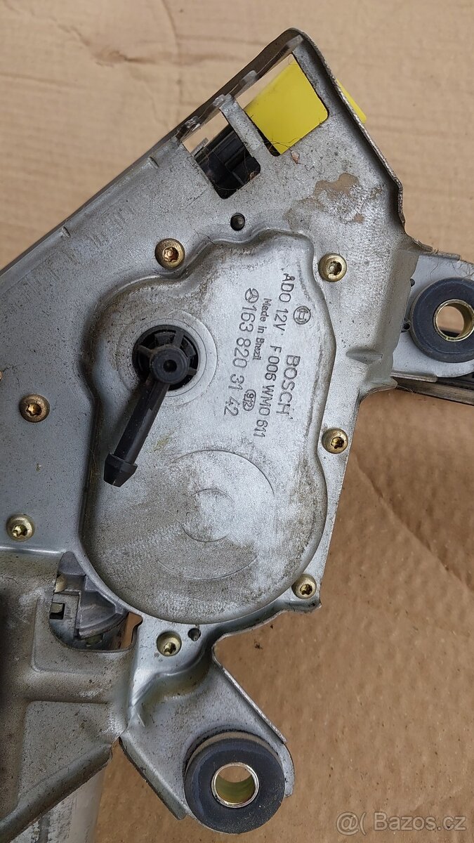 Mercedes ML 163 - Stěrač zadní - 5