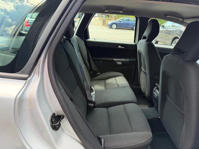 VOLVO V50 1.6 TDI D2 MOMENTUM 2010 - 5