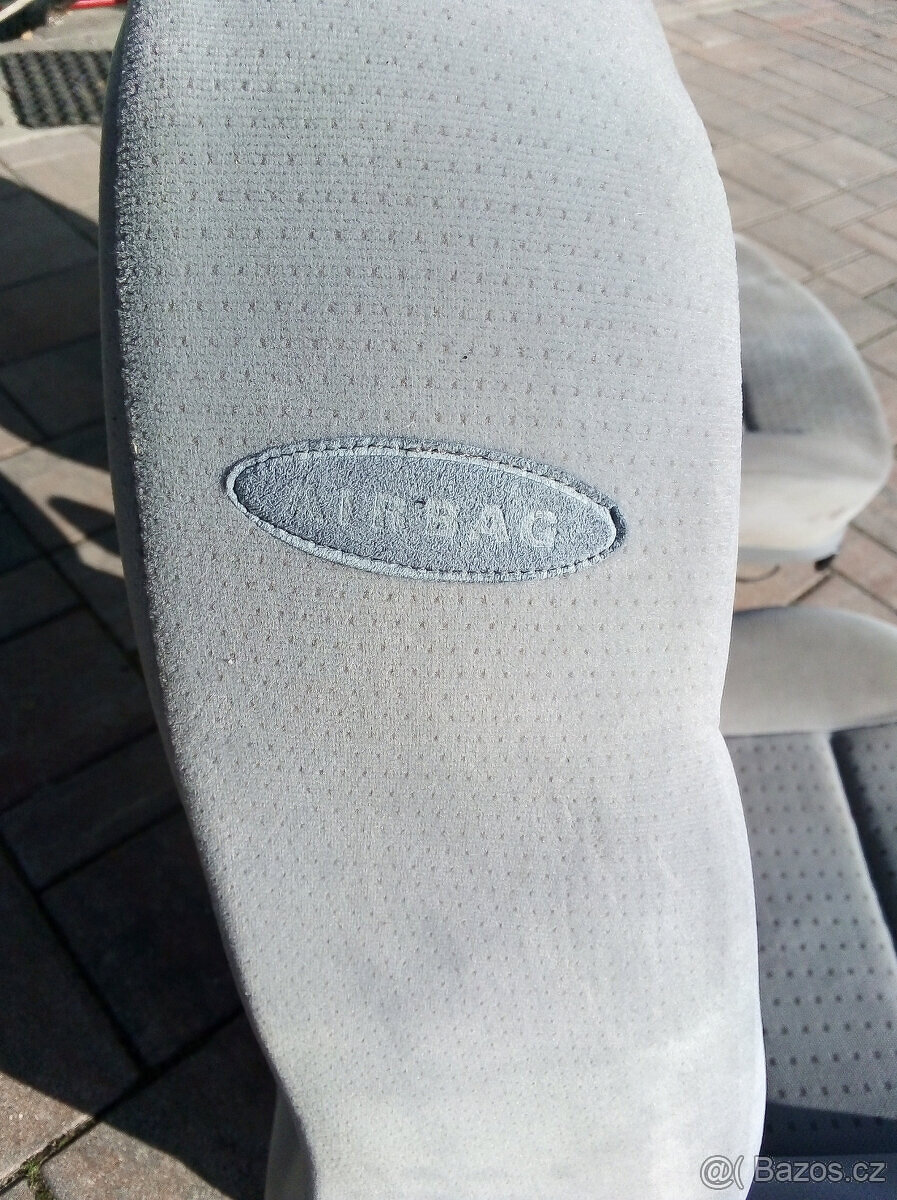 přední sedačky VW Golf 4 - 5