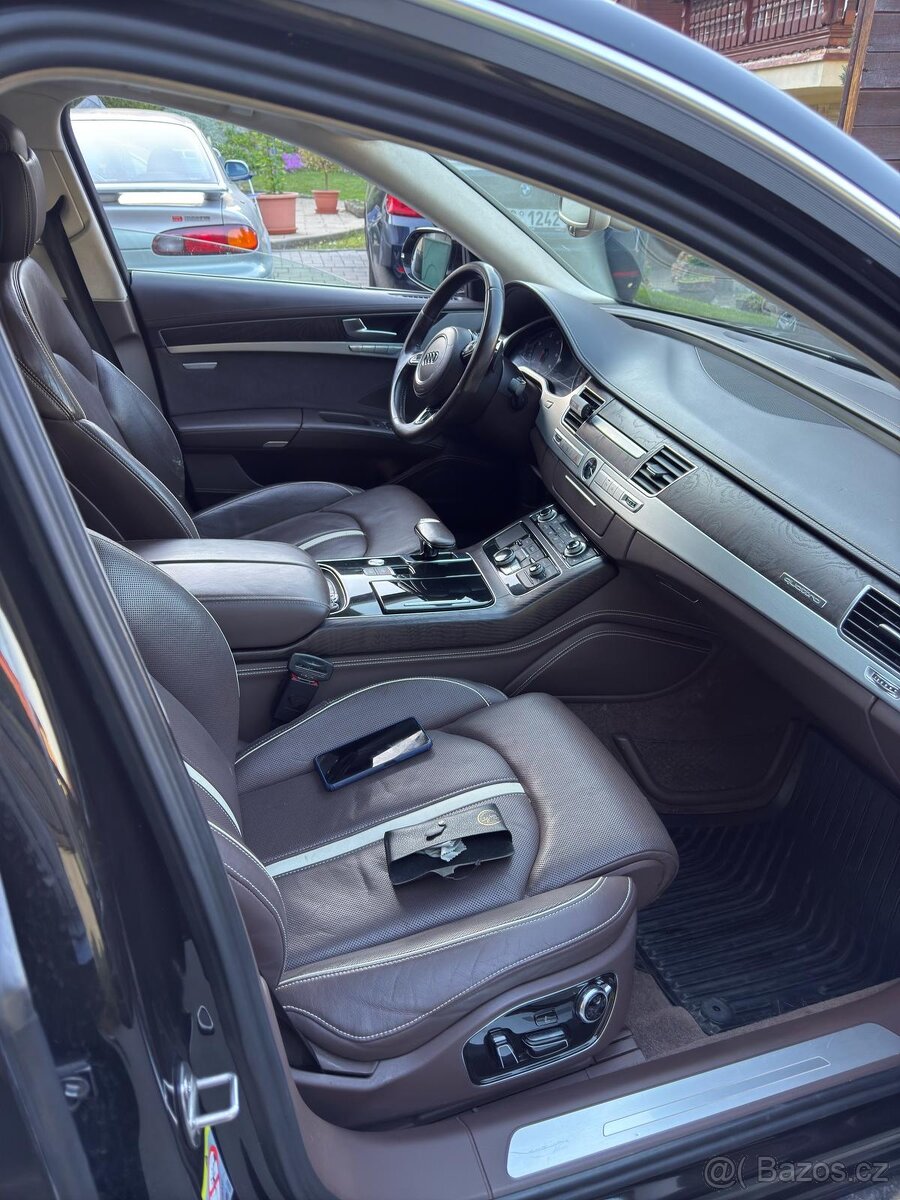 Audi A8,3.0tdi,184kw,250ps,model 2013,max vybava,20alu - 5