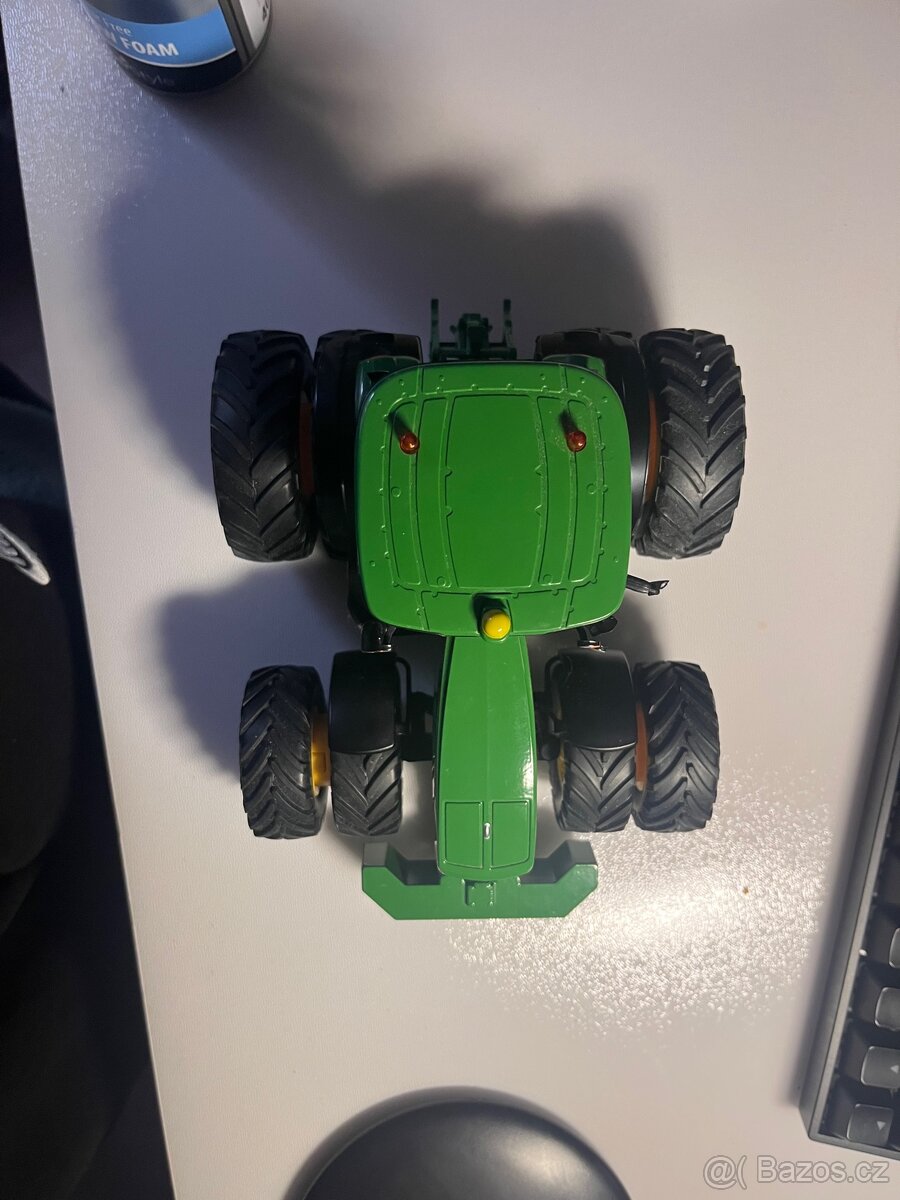 John Deere 7290R siku control - 5