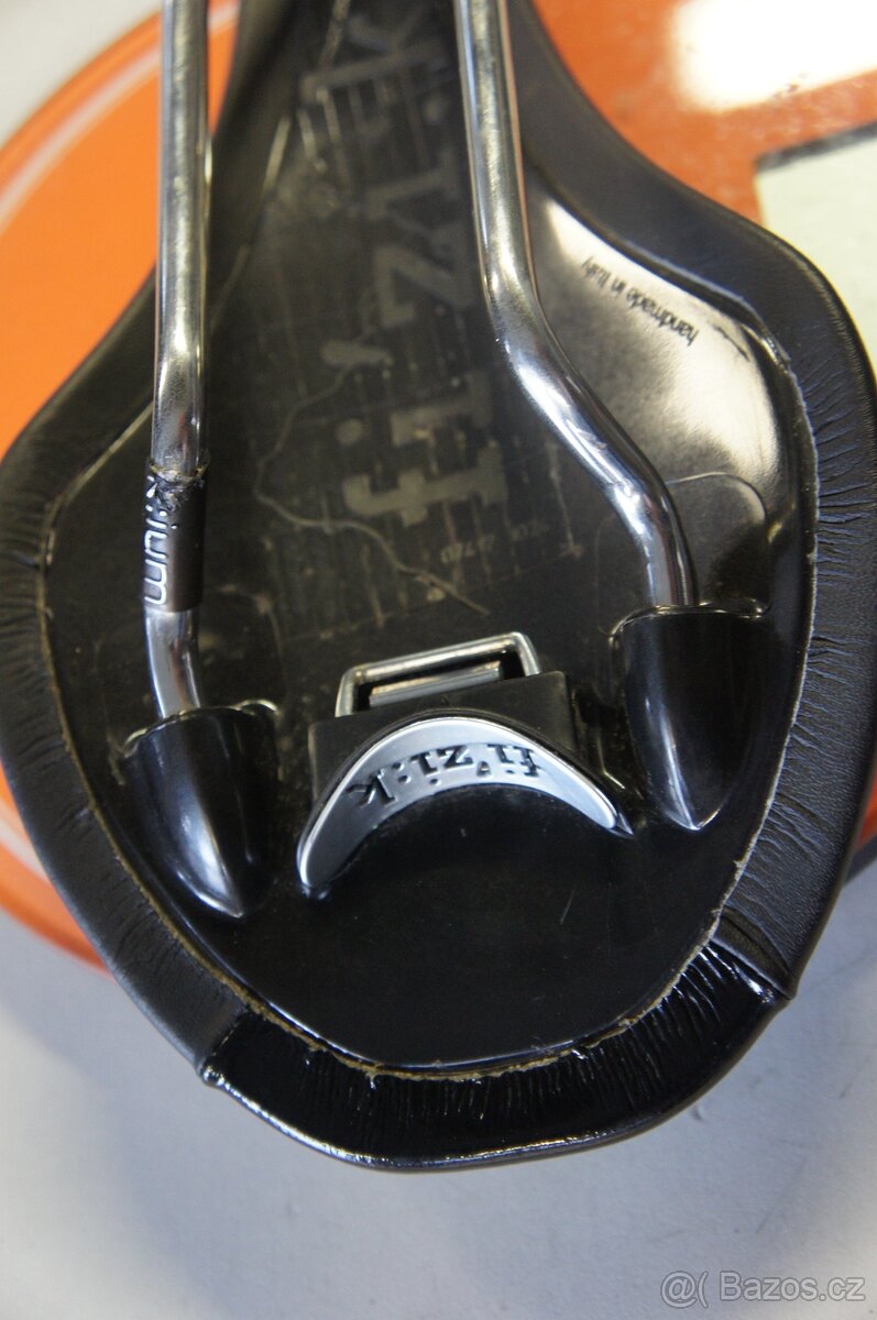 sedlo Fitzik Tundra 2 - 5