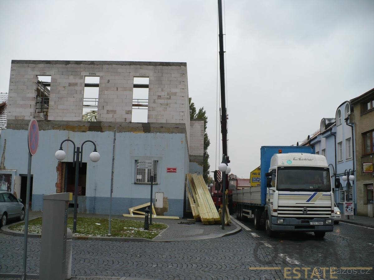 Komerční objekt ve Veselí nad Moravou - 5