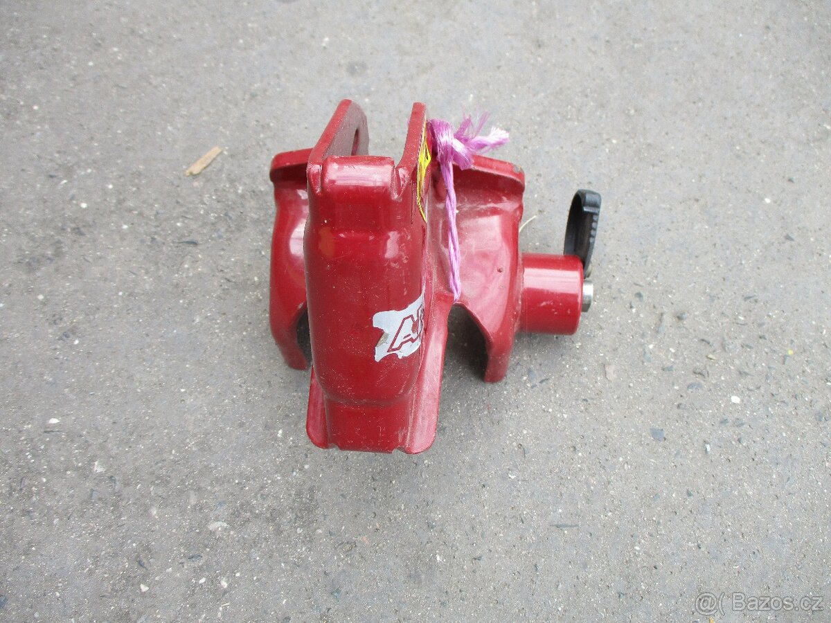 zámek na oj karavanu AKS 2000 - 5