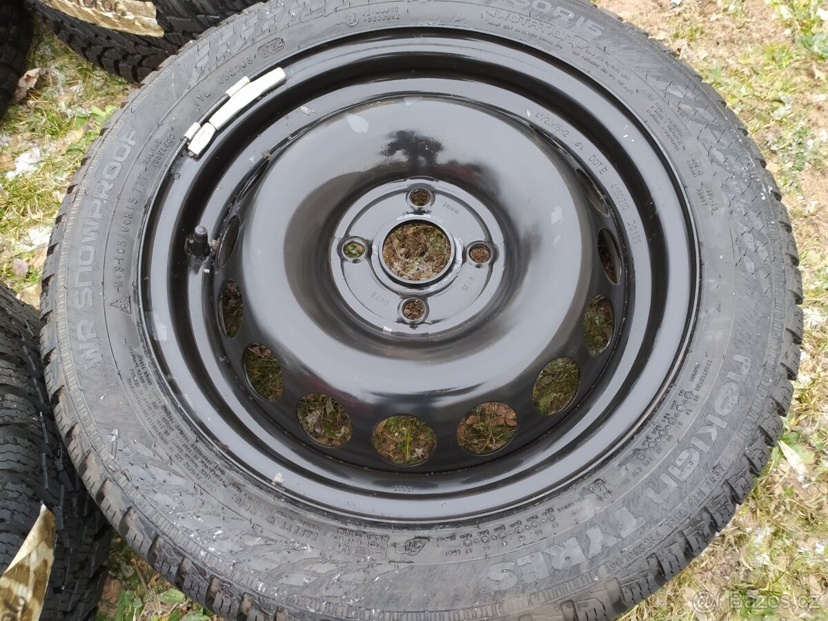 Zánovní zimní kola 4× Nokian 165/60 R15 - 5