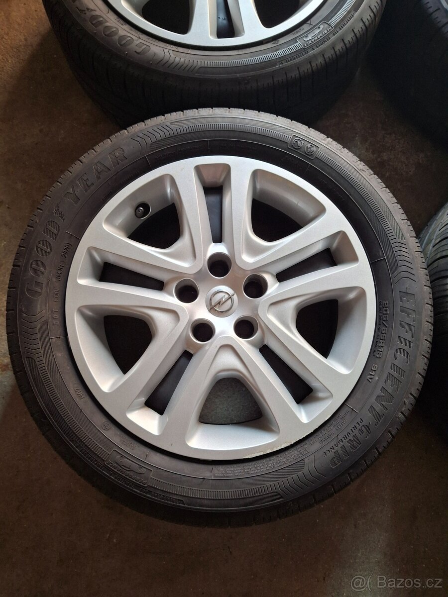 Opel Astra J sada letních kol - 5