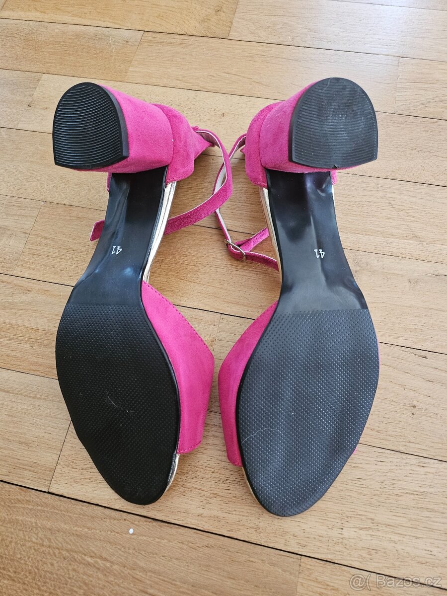 Sandálky na podpatku růžové vel.41 - 5
