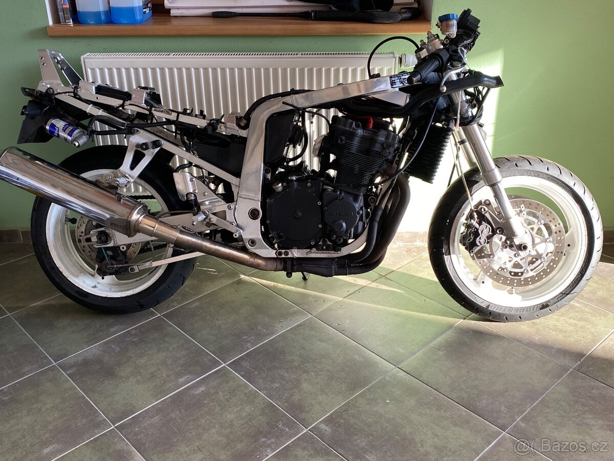 Suzuki gsx-r 750 - 5