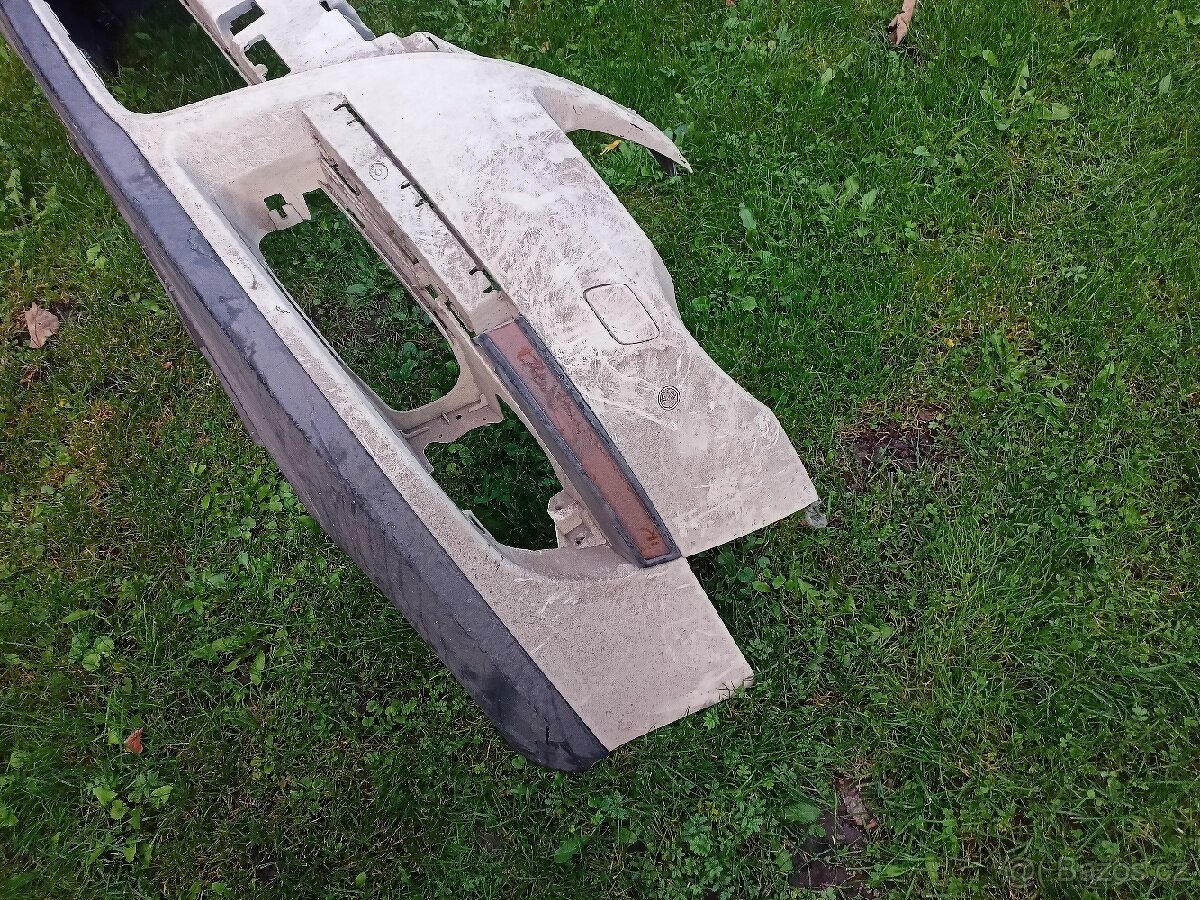 Nárazník Passat B6 - 5