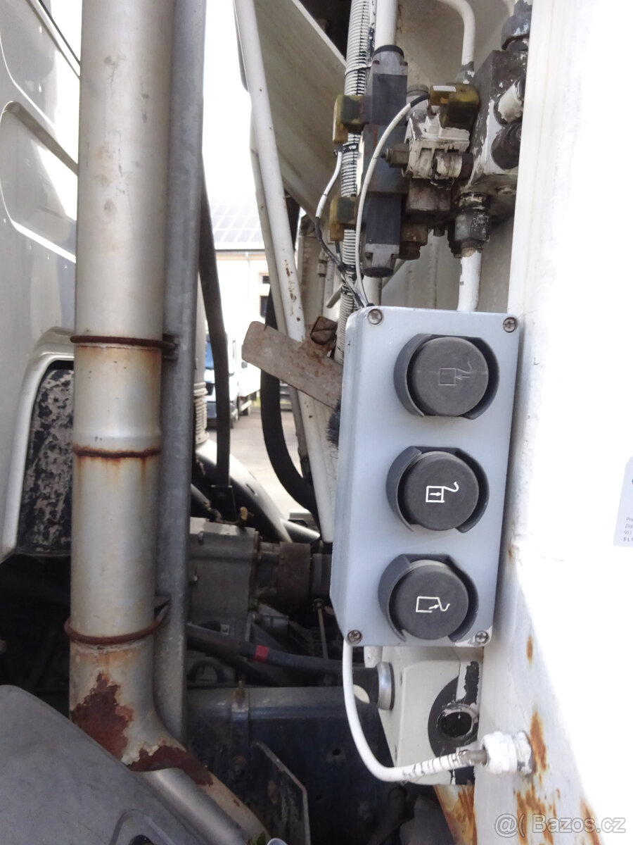 Renault 320.26 6x2 KOMUNÁL SCHORLING - 5