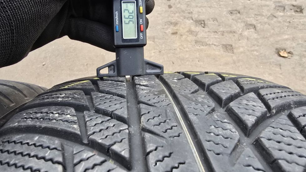 Zimní pneu 225/45/18 Bridgestone - 5